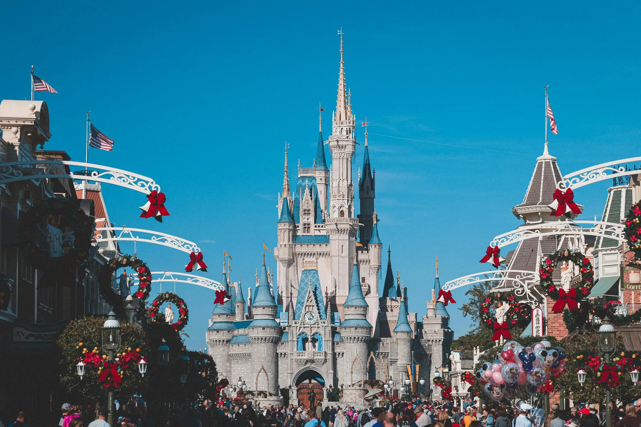 Places to Visit During Christmas in the USA